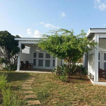 77 West Boutique Hotel Treasure Beach Dış mekan fotoğraf